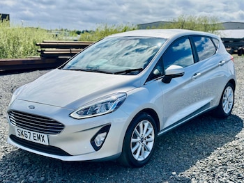 Used Ford Fiesta 2017 for sale - 79471138: Photo