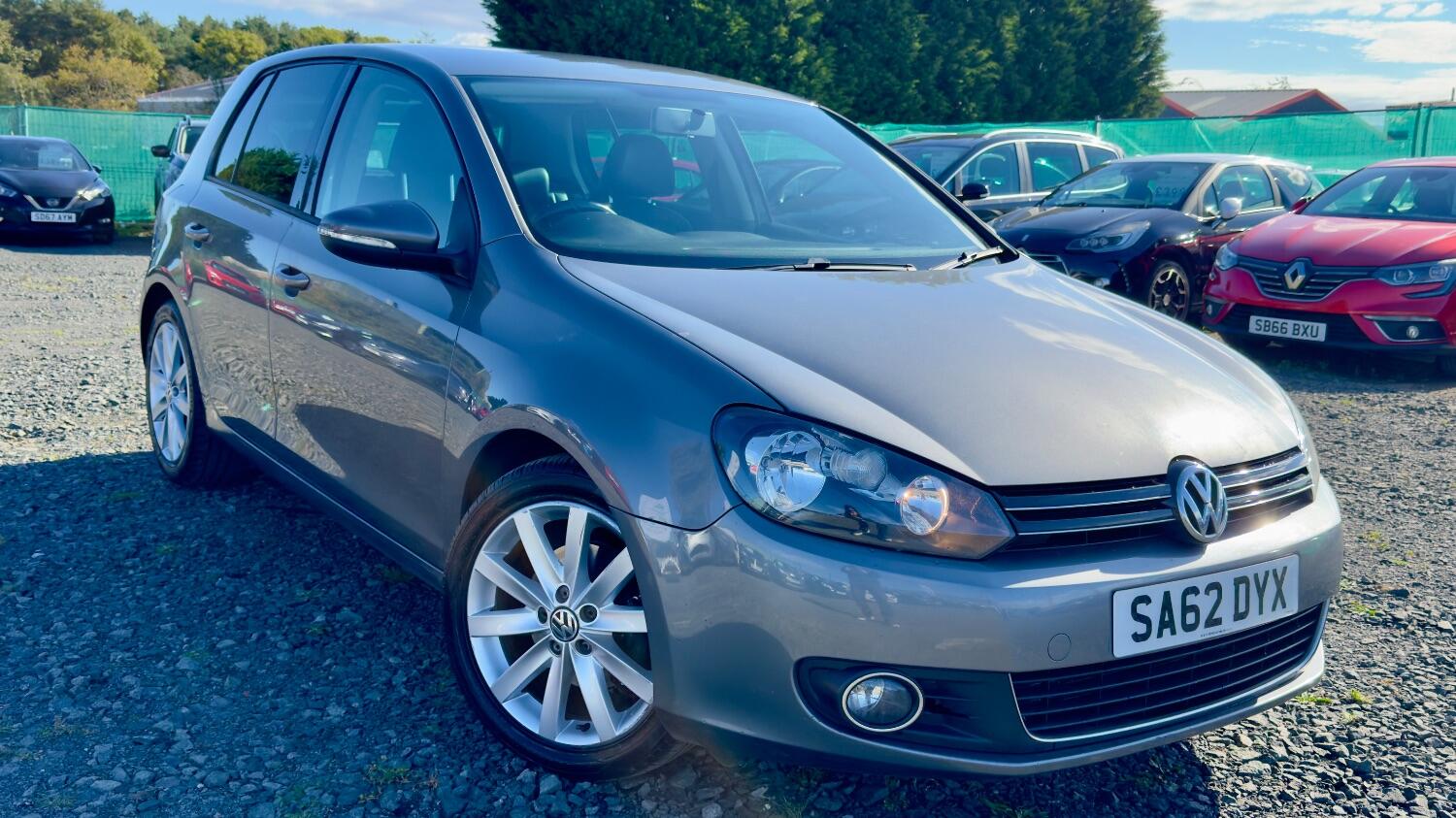 Used Volkswagen Golf 2012 for sale - 76041029: Photo 1