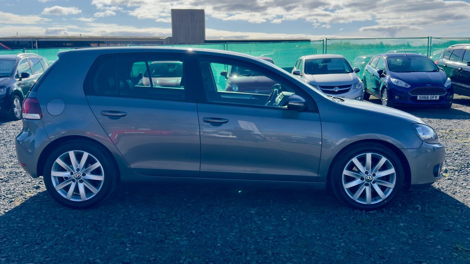 Used Volkswagen Golf 2012 for sale - 76041029: Photo 12