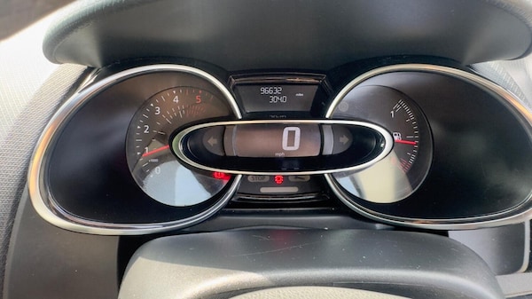 Used Renault Clio 2019 for sale - 75029695: Photo 16