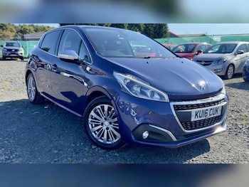 Peugeot - 208