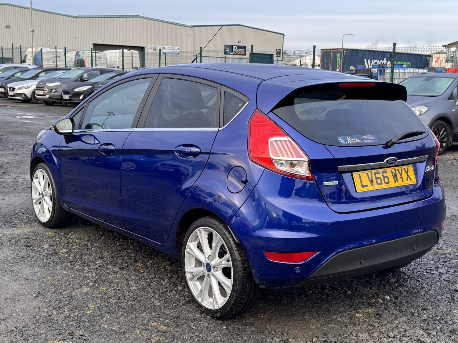 Used Ford Fiesta 2016 for sale - 76951111: Photo 11