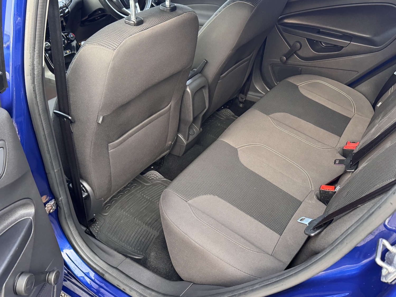 Used Ford Fiesta 2016 for sale - 76951111: Photo 27