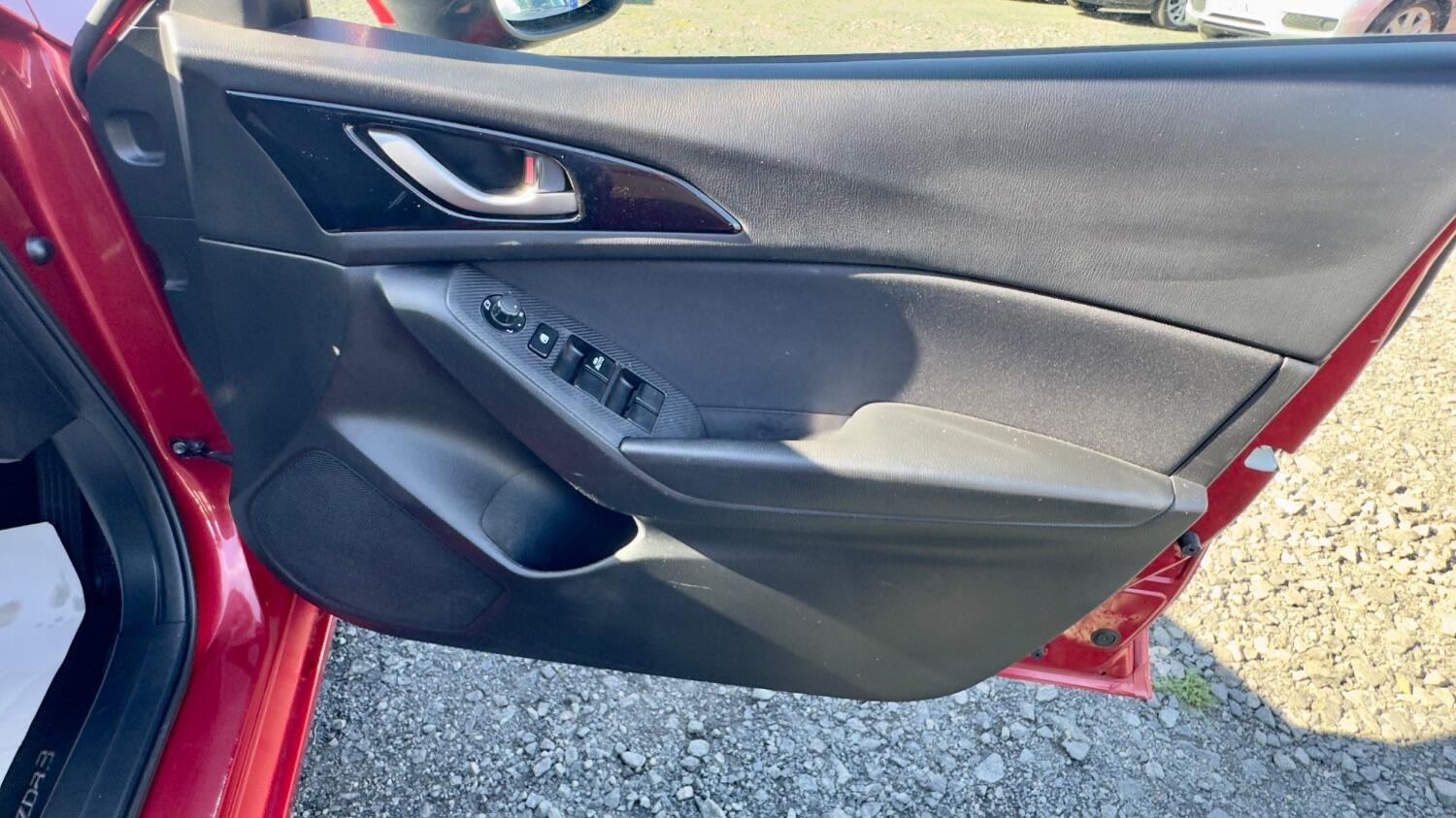 Used Mazda Mazda3 2015 for sale - 76030799: Photo 18