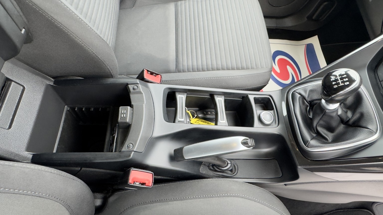 Used Ford C-Max 2015 for sale - 76662707: Photo 25