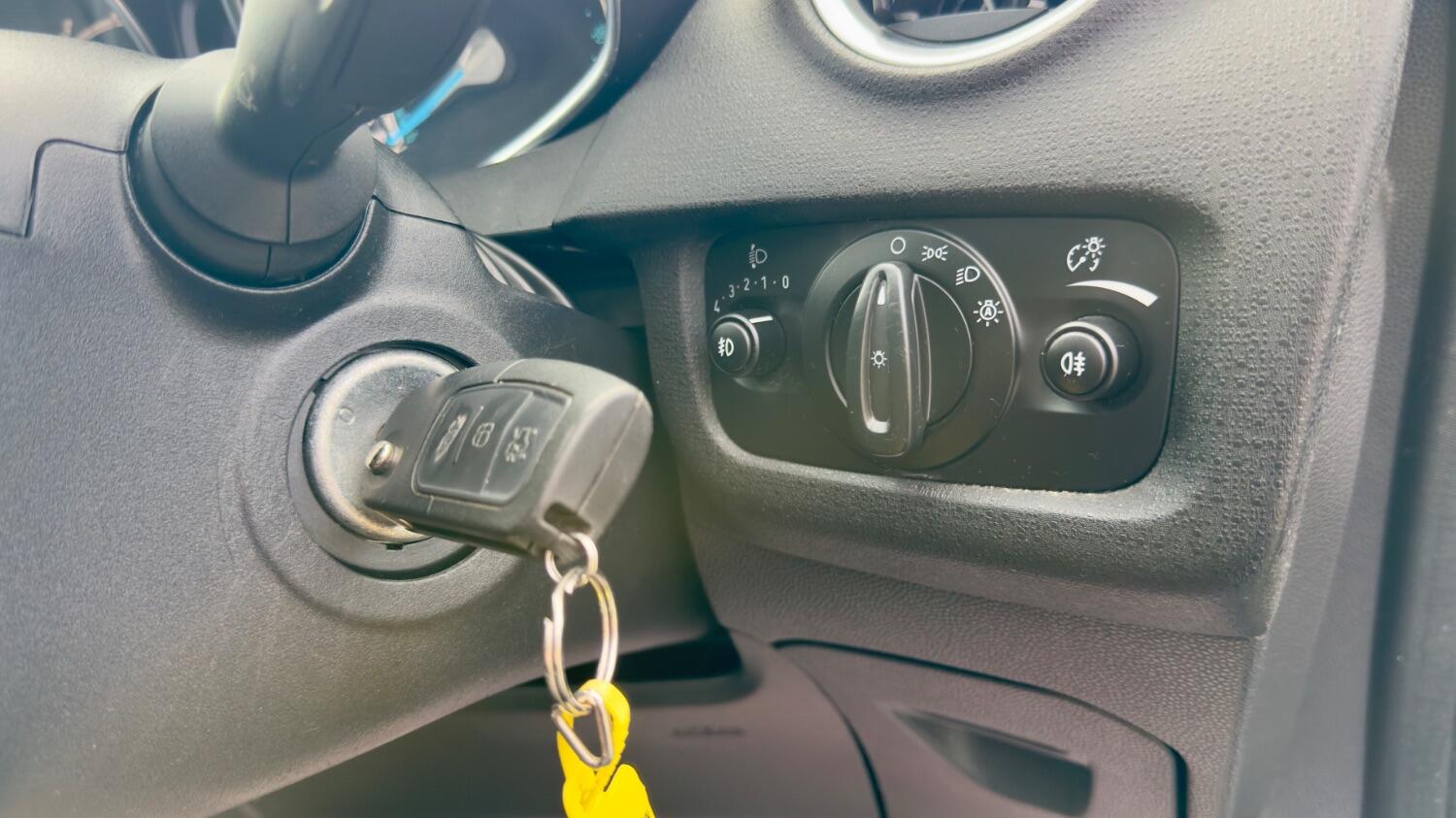 Used Ford Fiesta 2016 for sale - 76022667: Photo 21