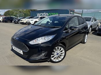 Used Ford Fiesta 2015 for sale - 79687342: Photo