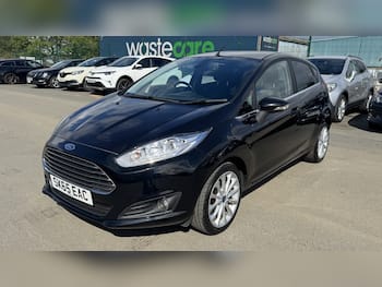 Used Ford Fiesta 2015 for sale - 79687342: Photo