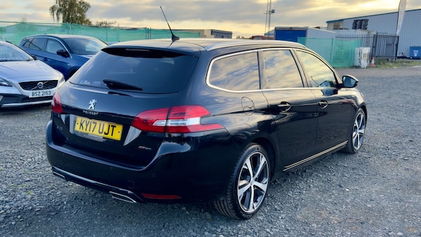Used Peugeot 308 SW 2017 for sale - 76286985: Photo 10