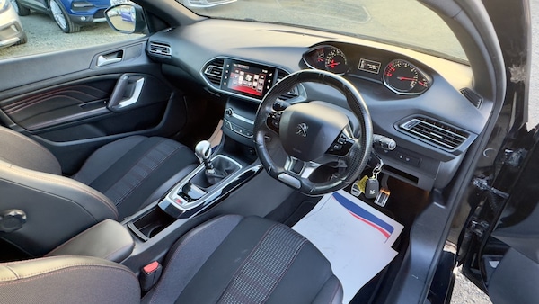 Used Peugeot 308 SW 2017 for sale - 76286985: Photo 16