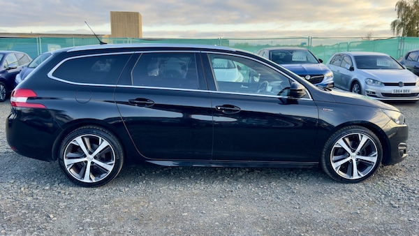 Used Peugeot 308 SW 2017 for sale - 76286985: Photo 9