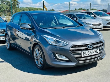 Used Hyundai i30 2015 for sale - 79372018: Photo