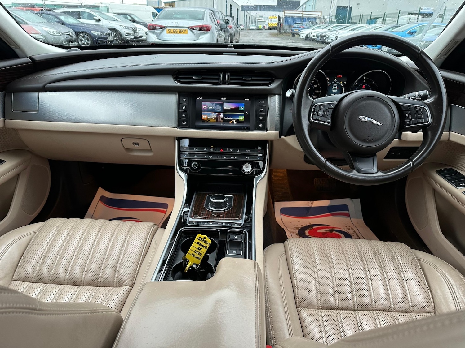 Used Jaguar XF 2016 for sale - 77465772: Photo 16