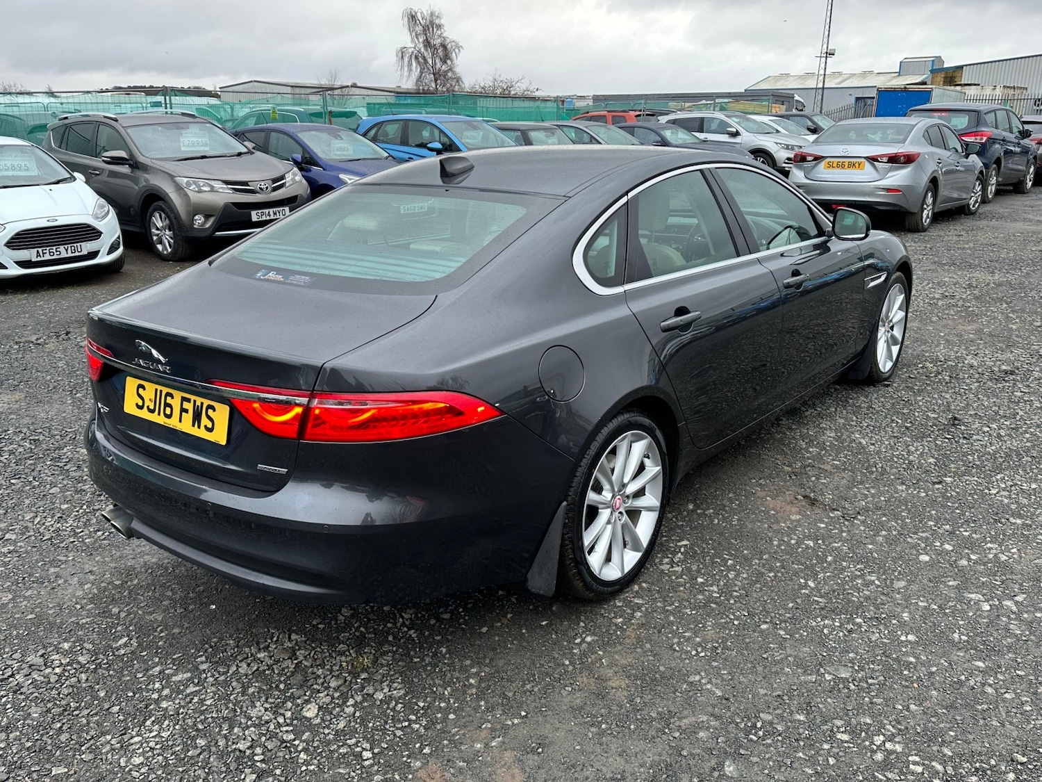 Used Jaguar XF 2016 for sale - 77465772: Photo 8