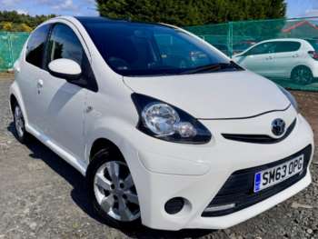 2014 - 1.0 VVT-i Move 5-Door