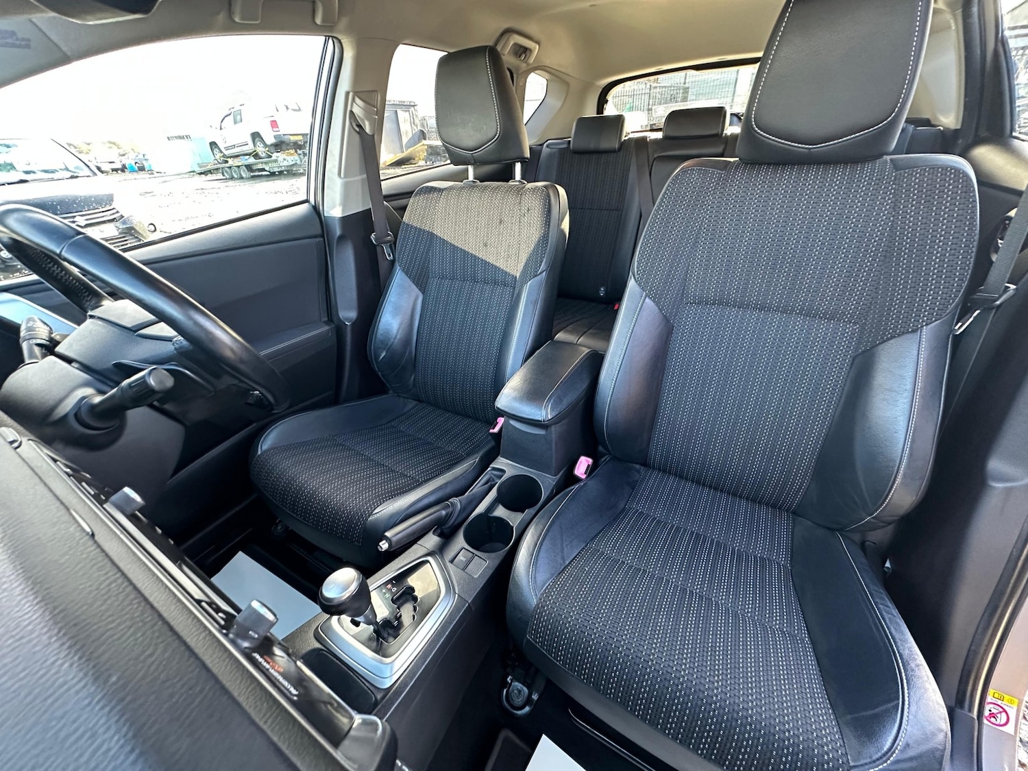 Used Toyota Auris 2014 for sale - 77891619: Photo 17