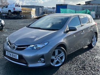 Used Toyota Auris 2014 for sale - 77891619: Photo