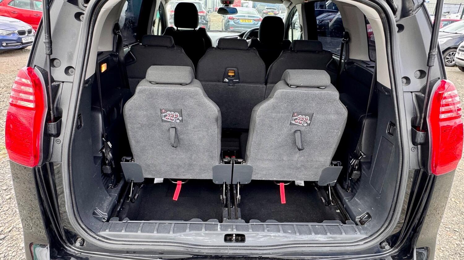 Used Peugeot 5008 2017 for sale - 76553943: Photo 14