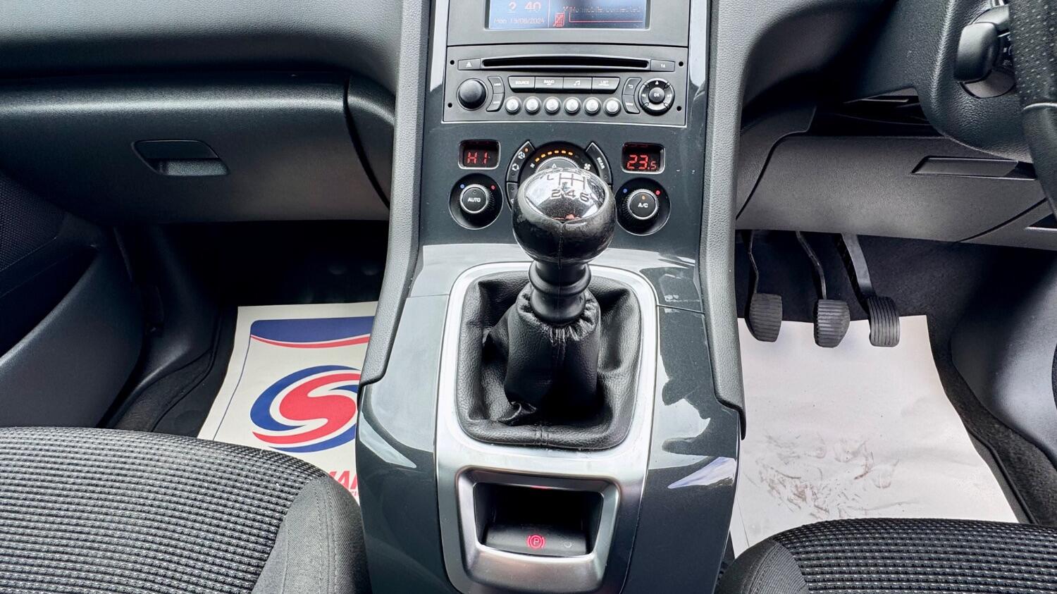 Used Peugeot 5008 2017 for sale - 76553943: Photo 24