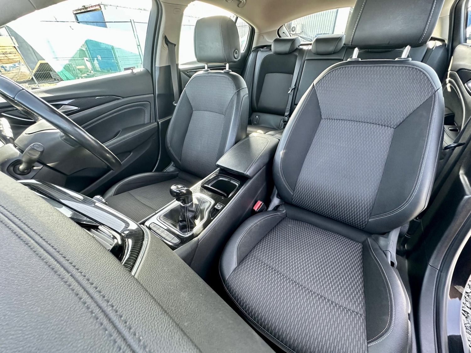 Used Vauxhall Insignia 2017 for sale - 77961936: Photo 15