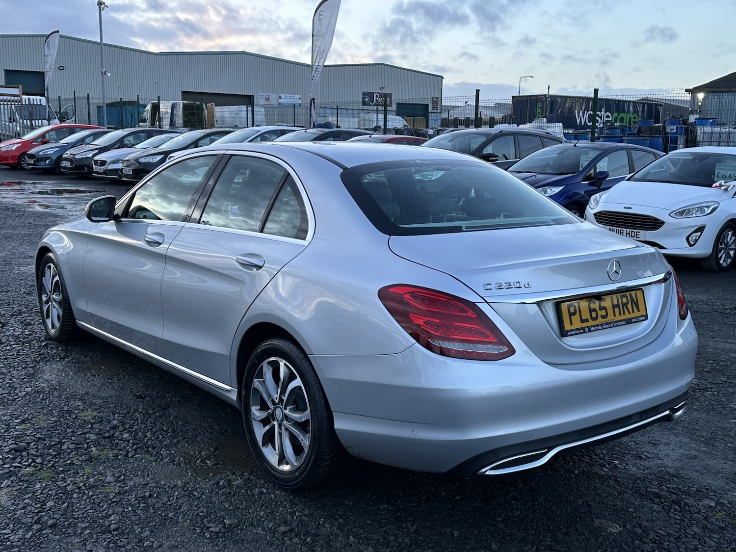 Used Mercedes-Benz C Class 2016 for sale - 76863841: Photo 11