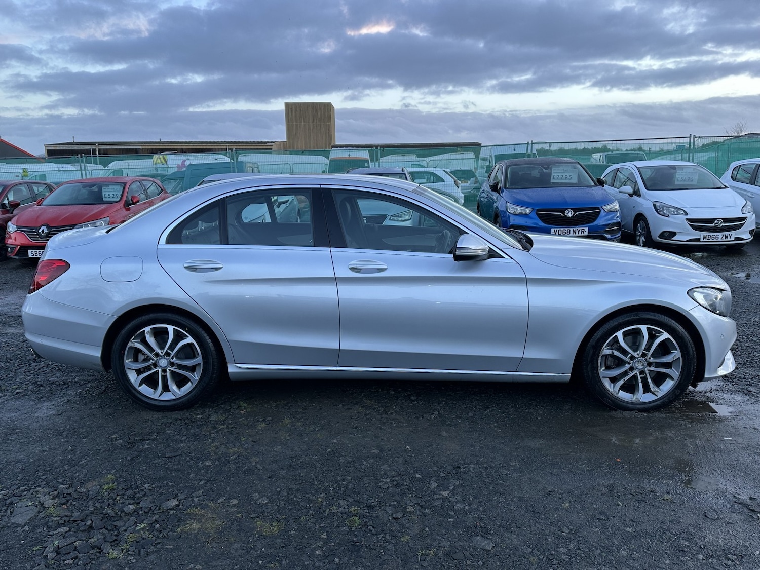Used Mercedes-Benz C Class 2016 for sale - 76863841: Photo 7