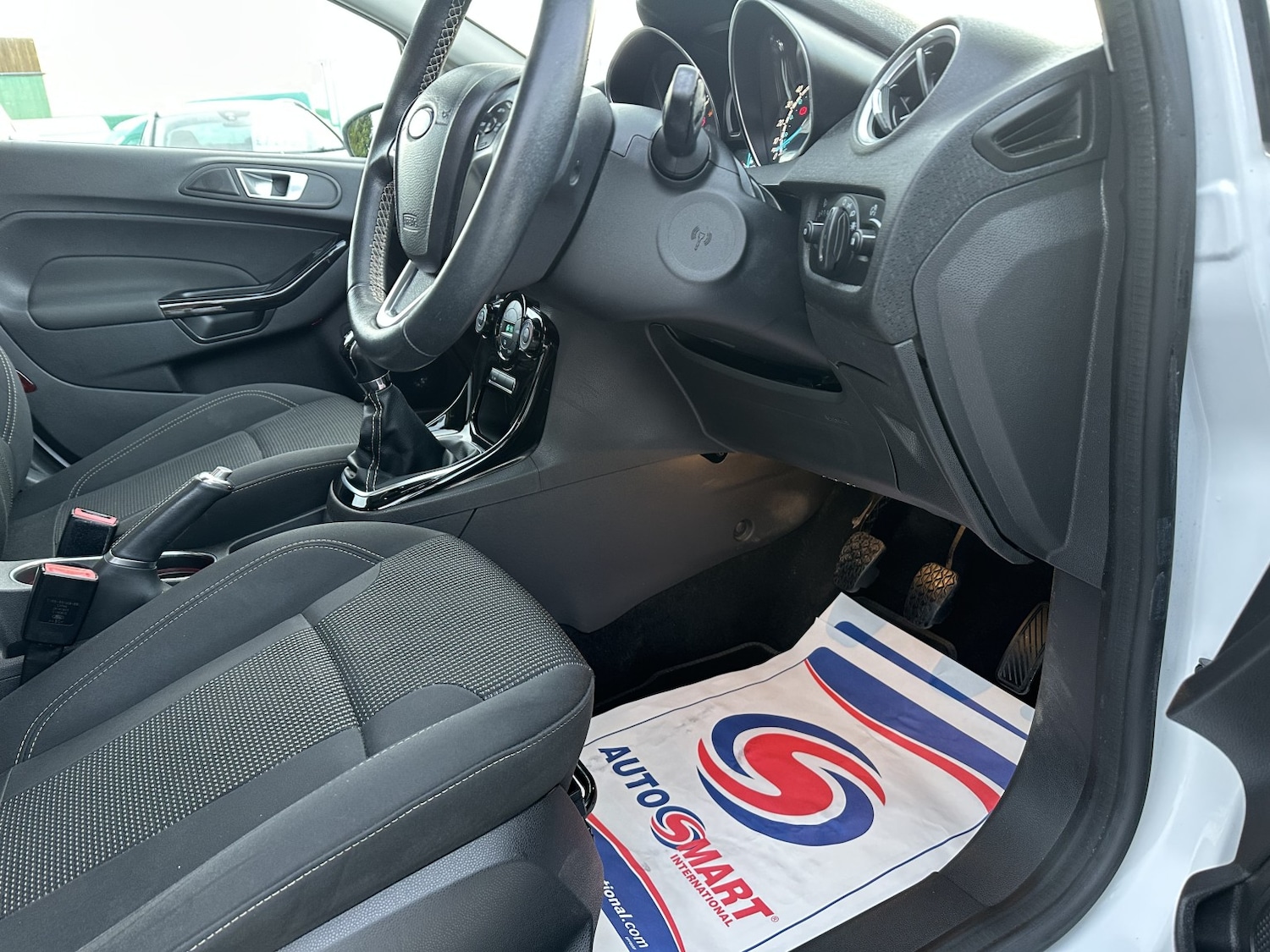 Used Ford Fiesta 2015 for sale - 77166112: Photo 14