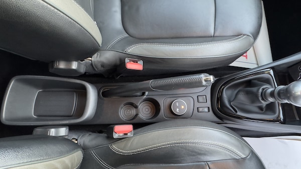 Used Renault Captur 2015 for sale - 76230988: Photo 22