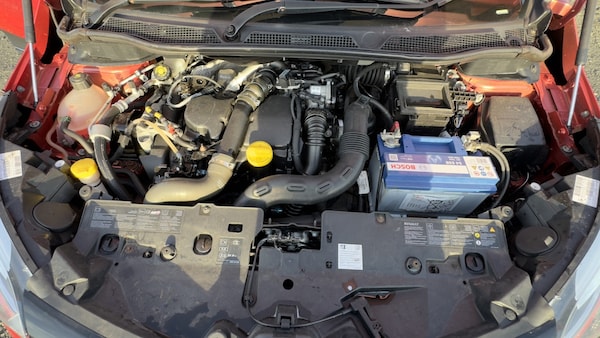 Used Renault Captur 2015 for sale - 76230988: Photo 28