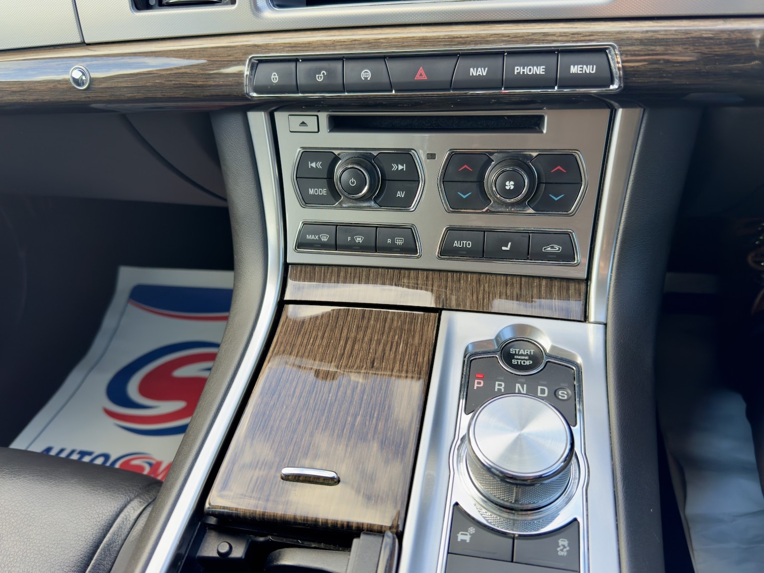 Used Jaguar XF 2015 for sale - 76598758: Photo 23