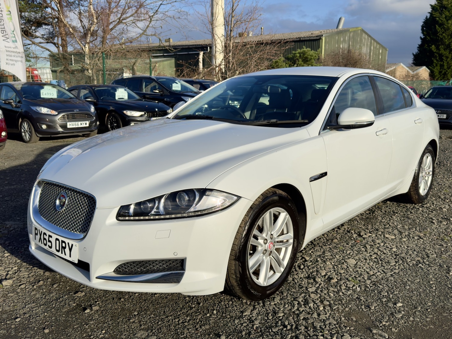 Used Jaguar XF 2015 for sale - 76598758: Photo 4