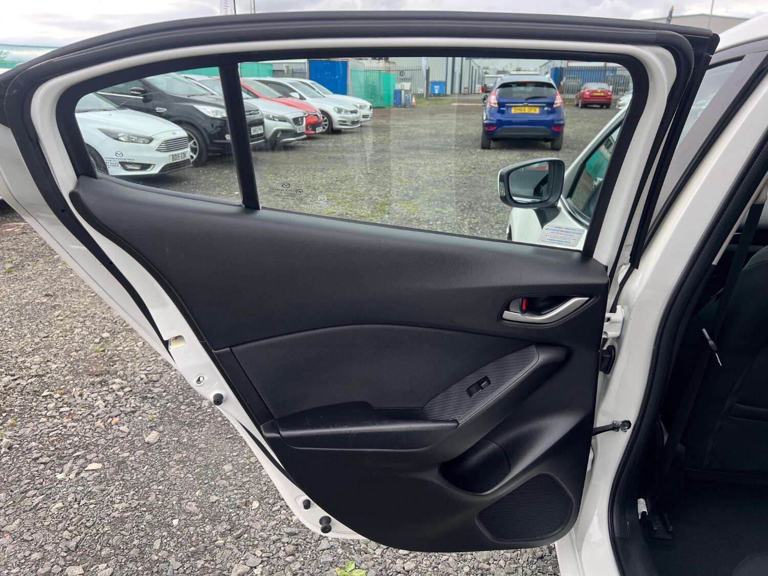 Used Mazda Mazda3 2014 for sale - 76011362: Photo 21