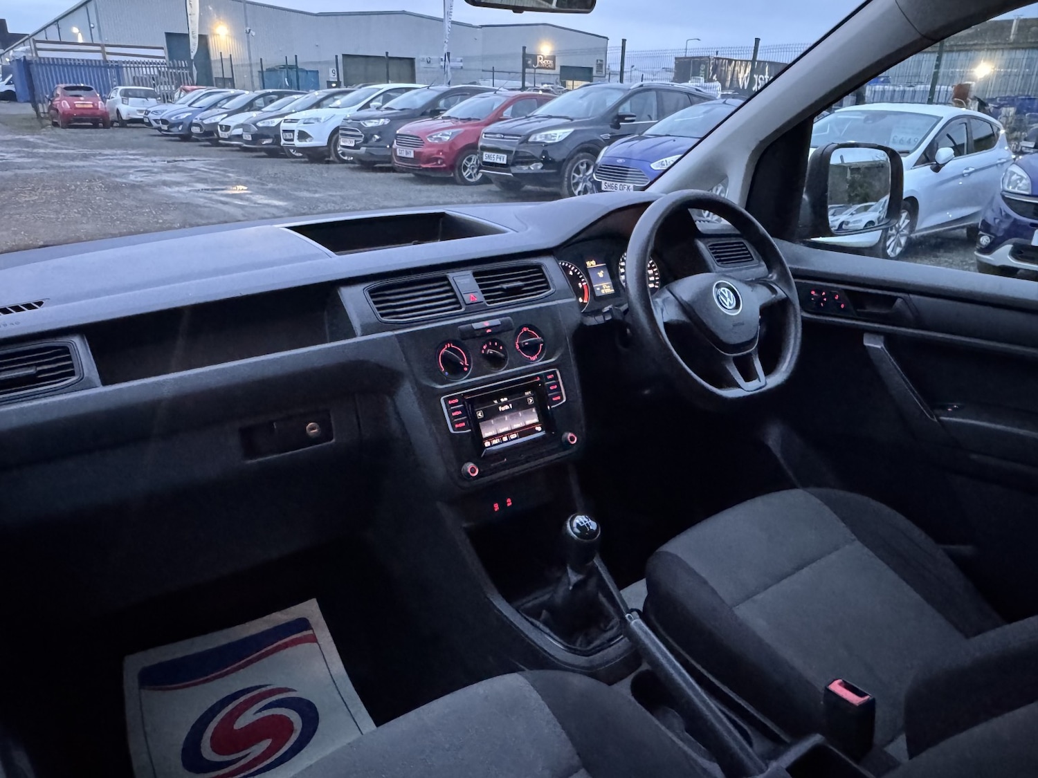 Used Volkswagen Caddy Maxi 2015 for sale - 76837040: Photo 12