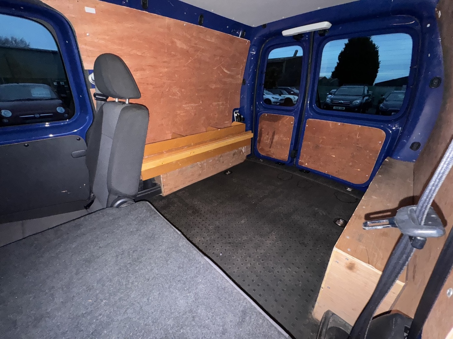 Used Volkswagen Caddy Maxi 2015 for sale - 76837040: Photo 13