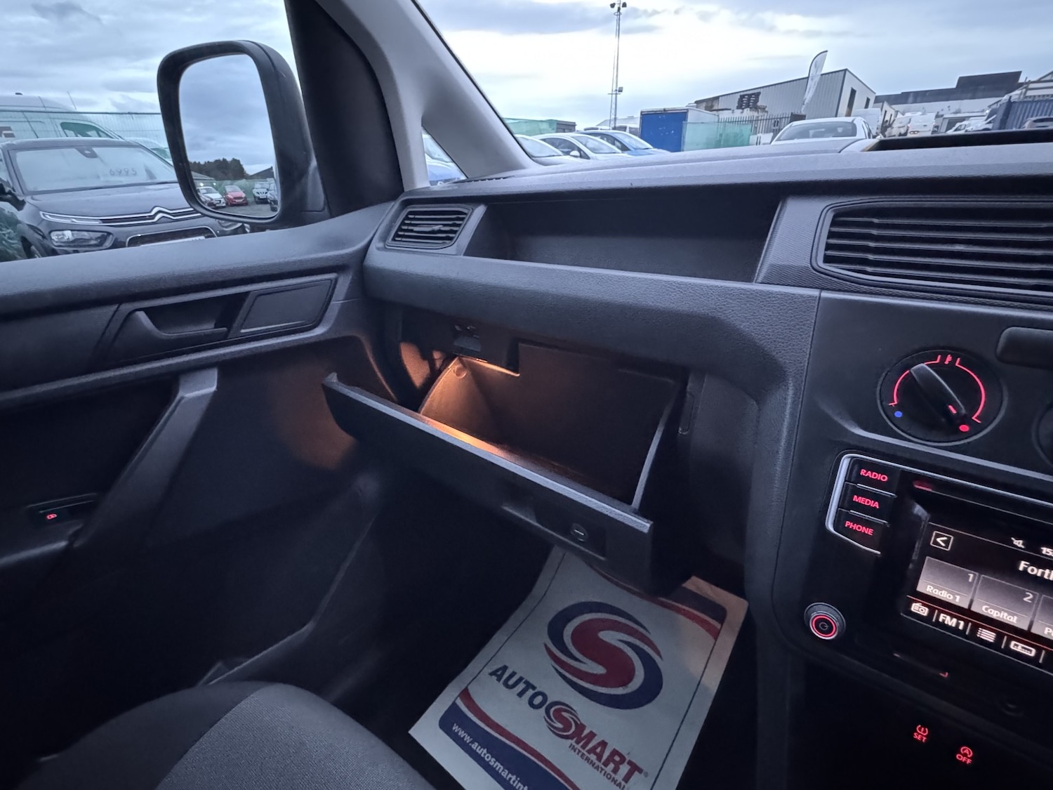 Used Volkswagen Caddy Maxi 2015 for sale - 76837040: Photo 23