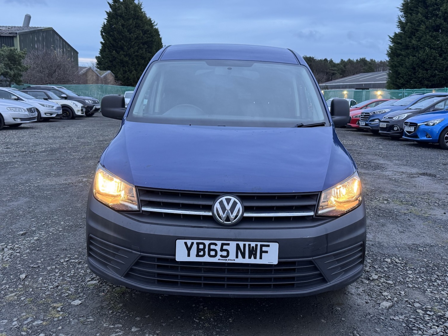 Used Volkswagen Caddy Maxi 2015 for sale - 76837040: Photo 5