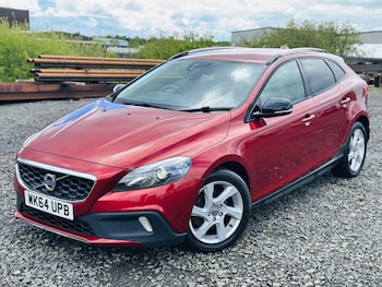 Used Volvo V40 2014 for sale - 79580375: Photo