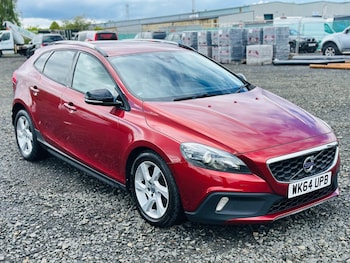 Used Volvo V40 2014 for sale - 79580375: Photo