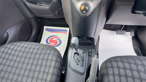 Used Toyota IQ 2009 for sale - 76249306: Photo 19