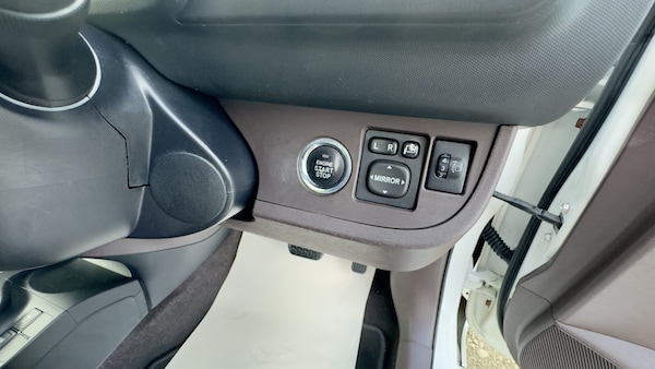 Used Toyota IQ 2009 for sale - 76249306: Photo 22