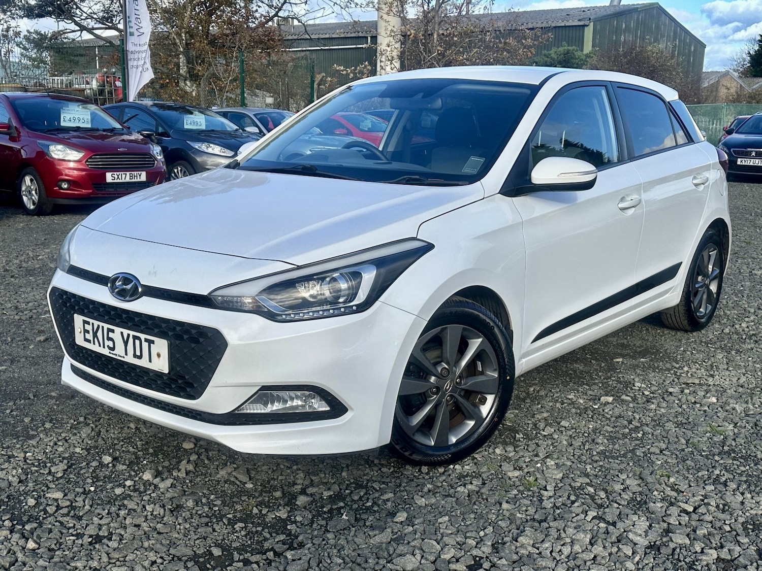 Used Hyundai i20 2015 for sale - 77201215: Photo 2