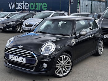 Used MINI Hatch 2017 for sale - 79600309: Photo