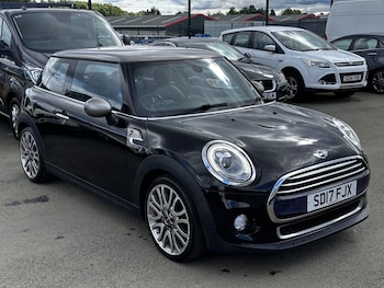 Used MINI Hatch 2017 for sale - 79600309: Photo