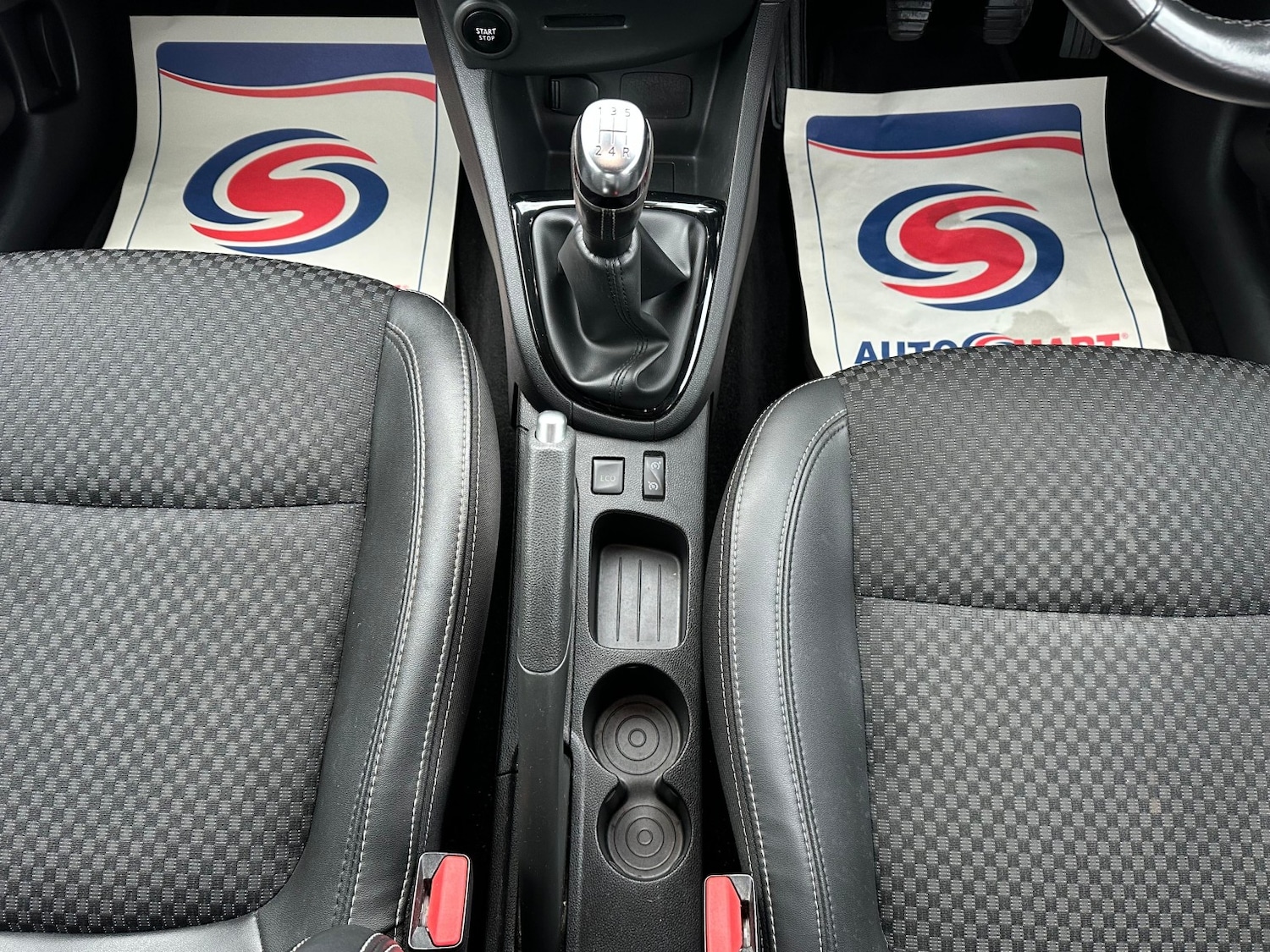 Used Renault Clio 2017 for sale - 76762163: Photo 19