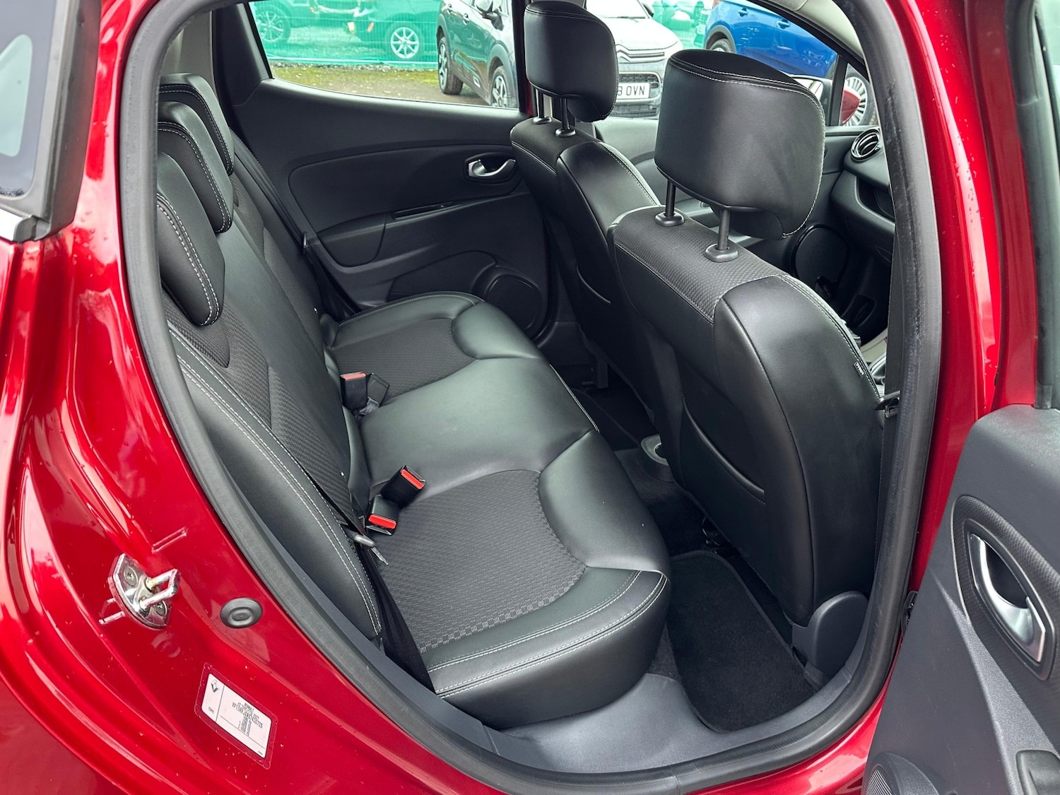 Used Renault Clio 2017 for sale - 76762163: Photo 27