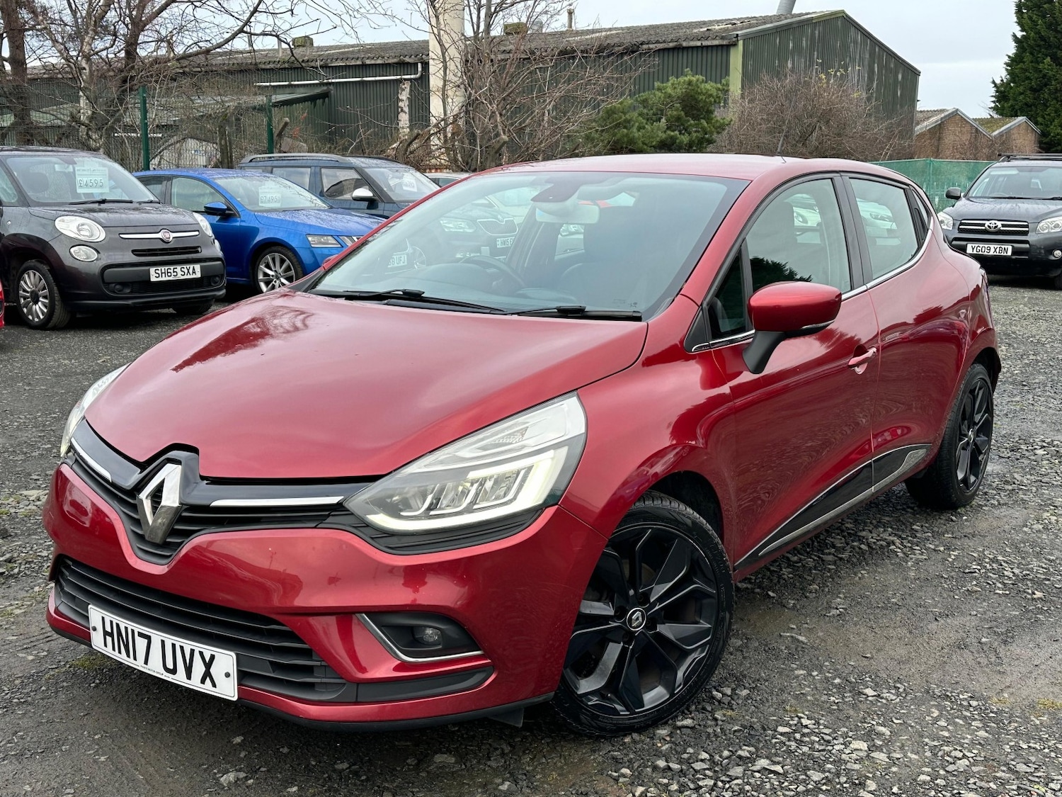 Used Renault Clio 2017 for sale - 76762163: Photo 3