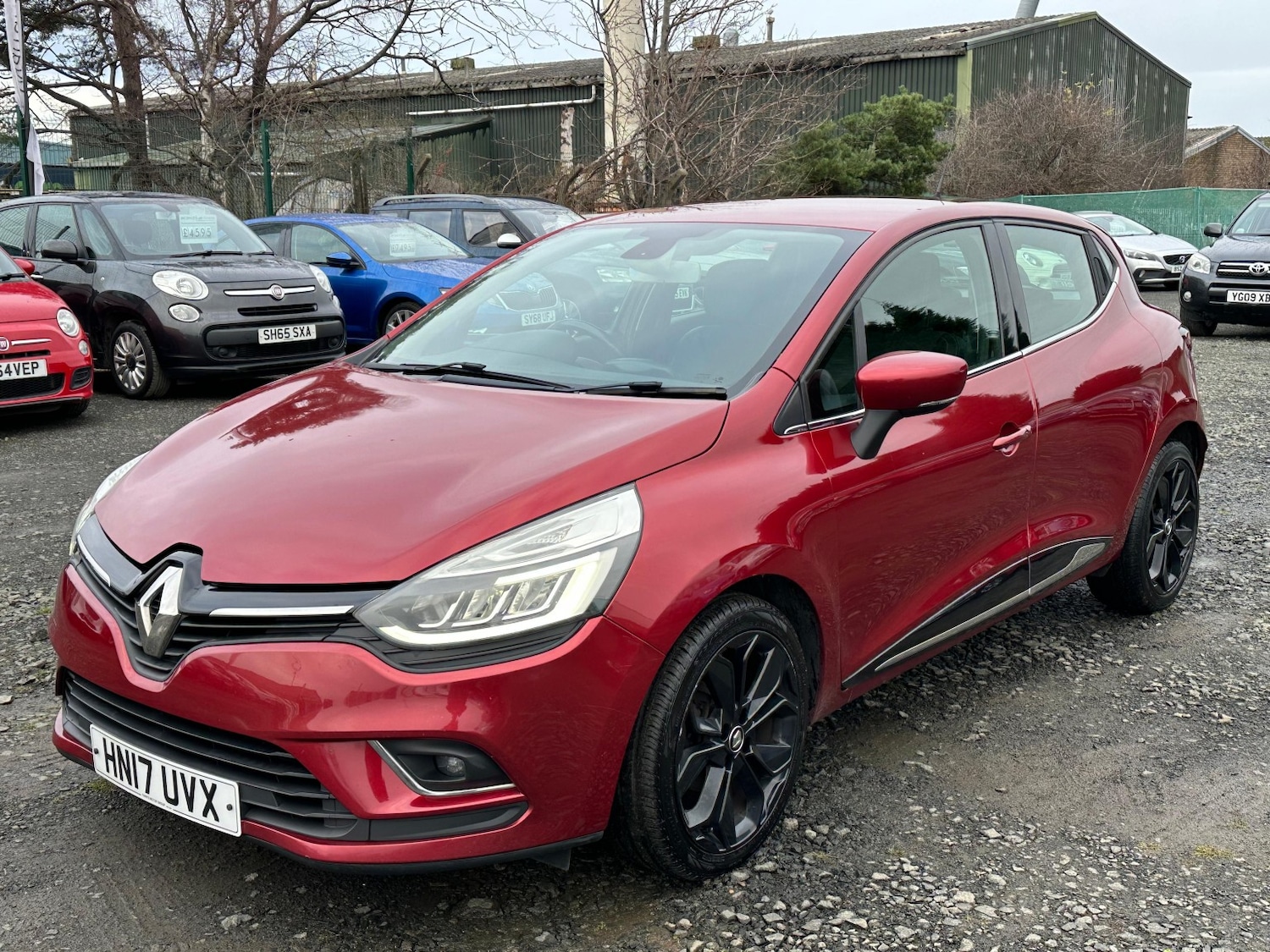 Used Renault Clio 2017 for sale - 76762163: Photo 4