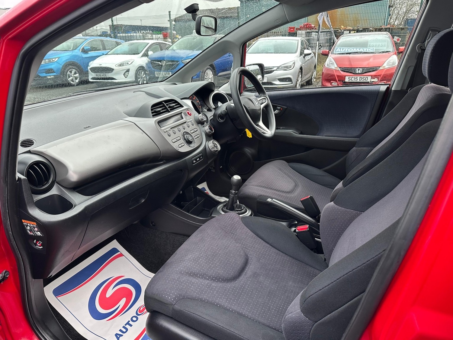 Used Honda Jazz 2010 for sale - 77314113: Photo 12