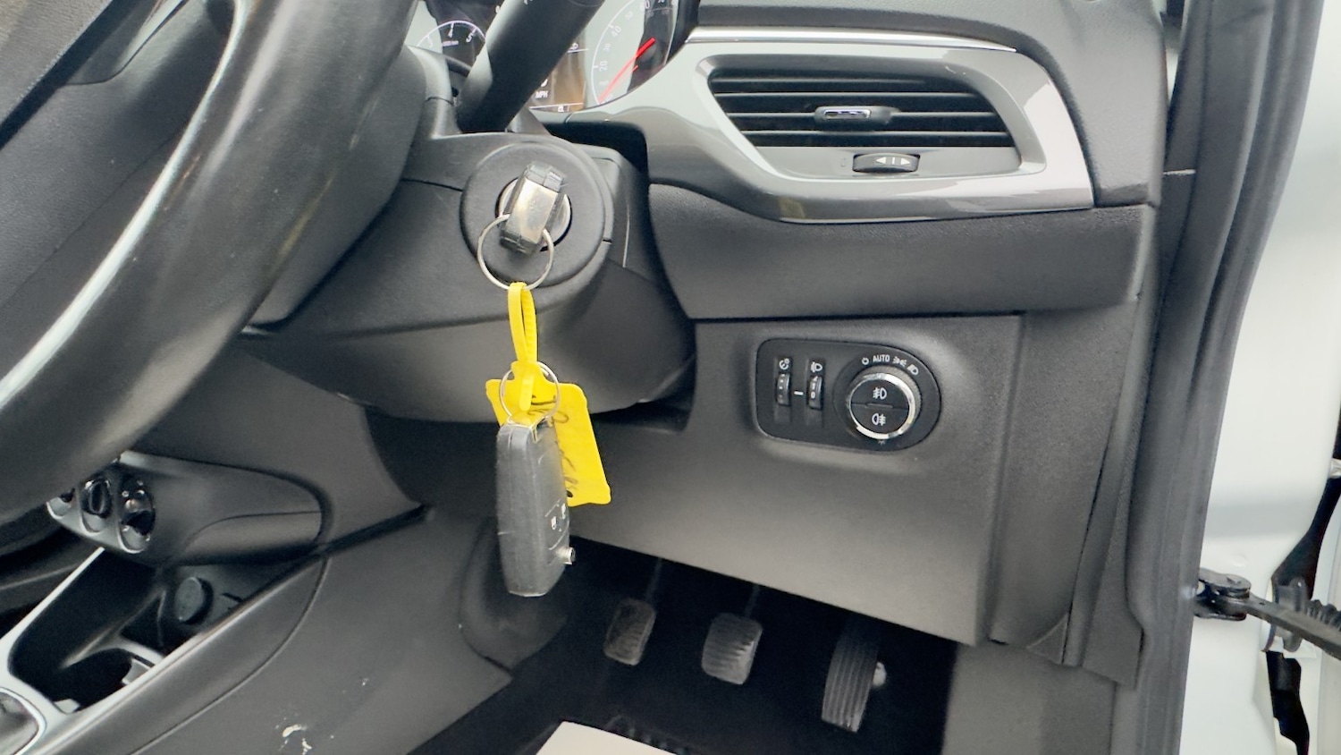 Used Vauxhall Corsa 2018 for sale - 76769866: Photo 22