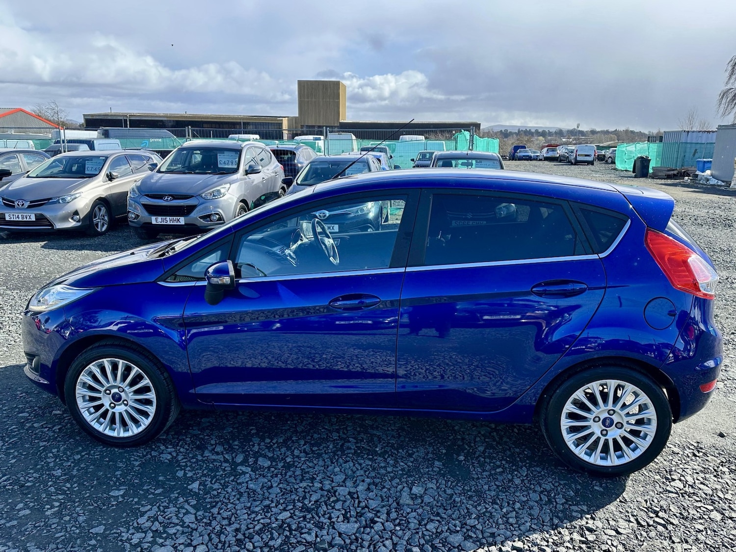 Used Ford Fiesta 2015 for sale - 78057095: Photo 11